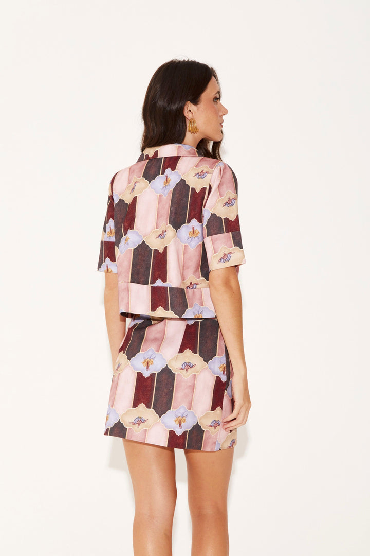 Total Look: Casaqueto e Saia Alice Tapestry 