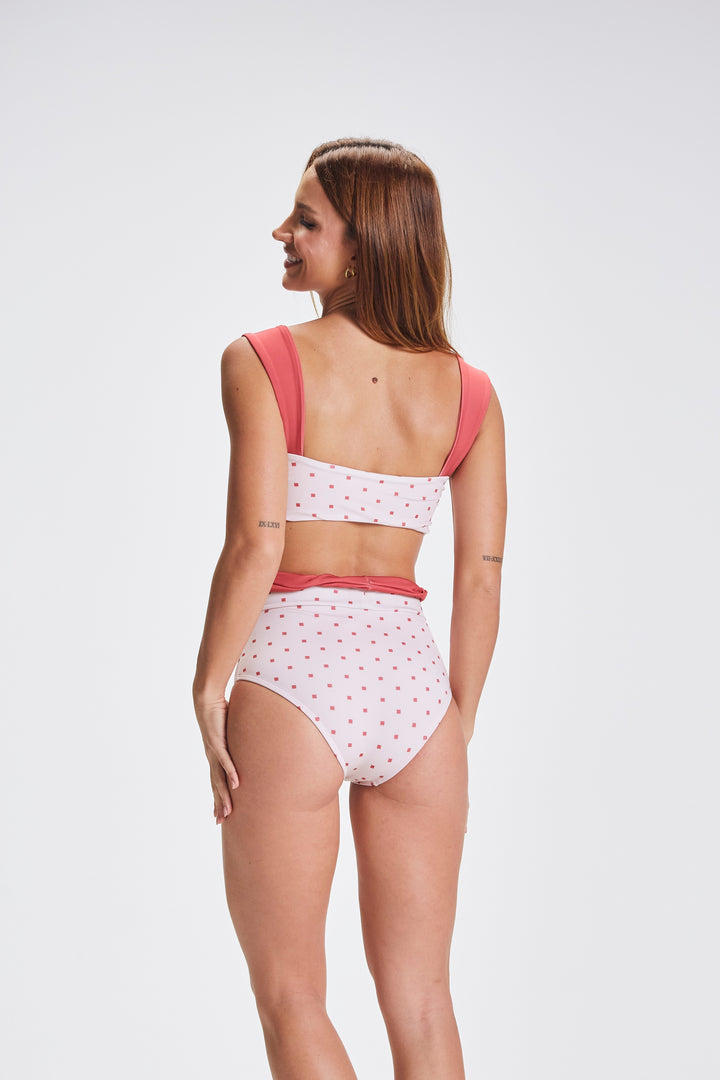 Conjunto Fontelina Square