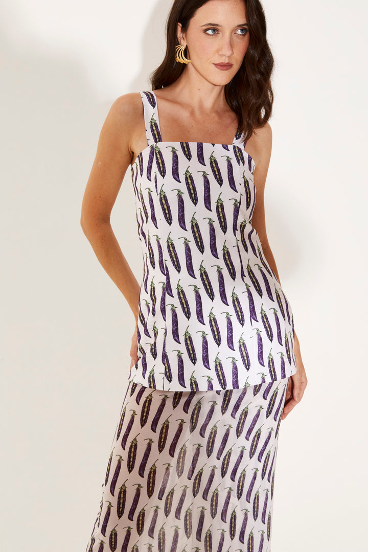 Total Look: Top Isadora e Saia Antonela Ervilhas Fundo Branco