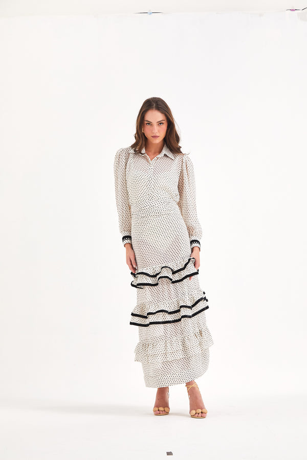 Total Look: Camisa Classic e Saia Sorrento Gotas Off White